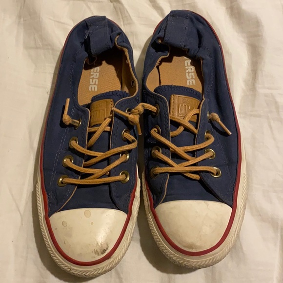 Women’s size 6 converse - Picture 1 of 2